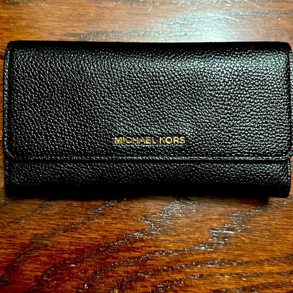 Michael Kors Wallet NWOT